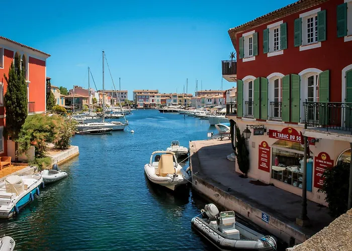 Casa Nostra, Port-Grimaud, Vue Sur Les Canaux