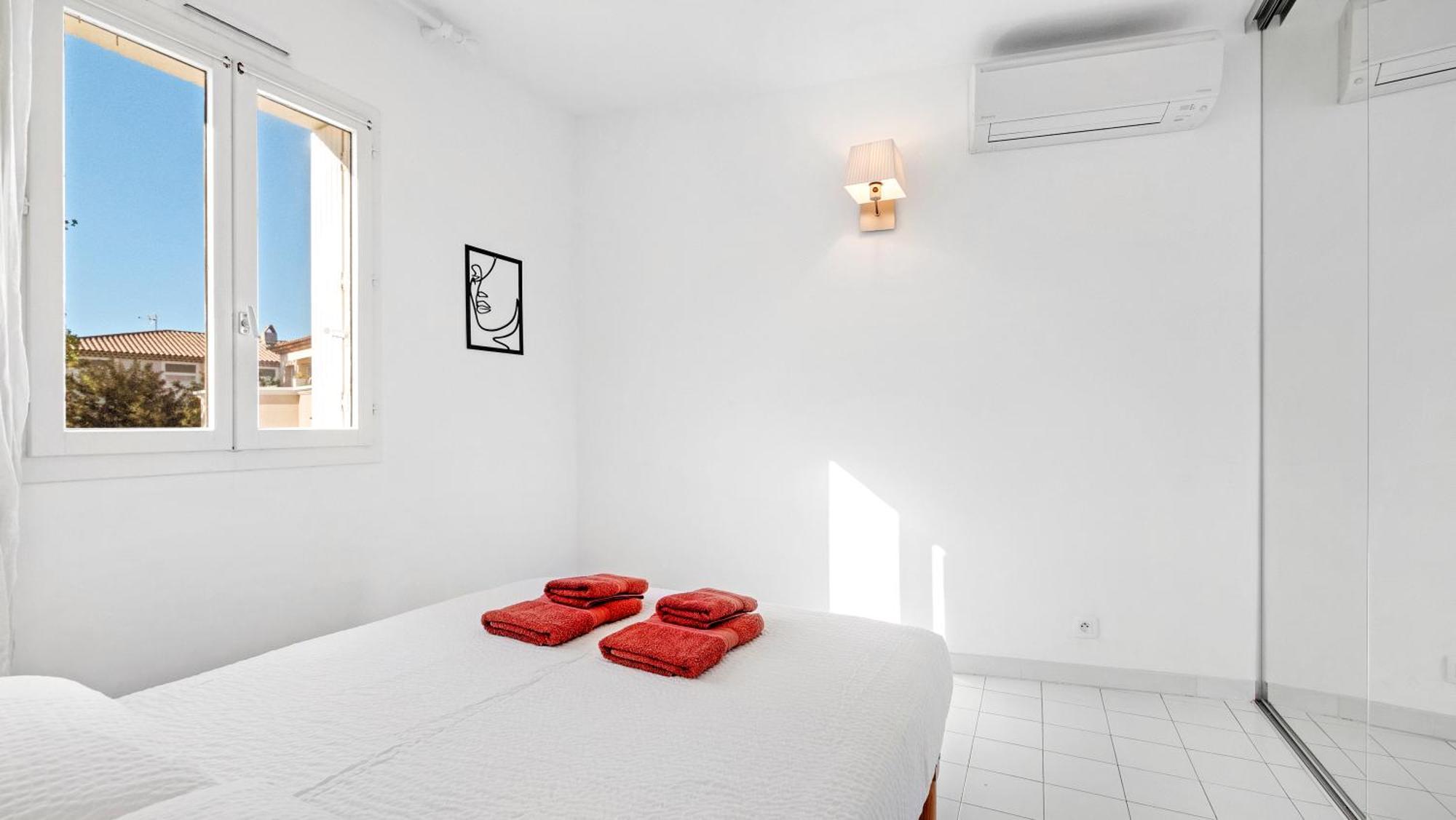 Apartment Casa Nostra, Port-grimaud, Vue Sur Les Canaux