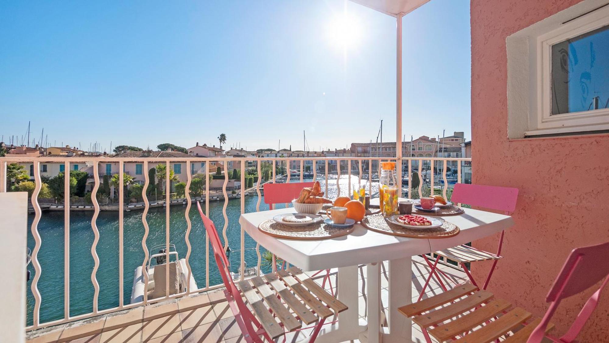 Apartment Casa Nostra, Port-grimaud, Vue Sur Les Canaux Grimaud